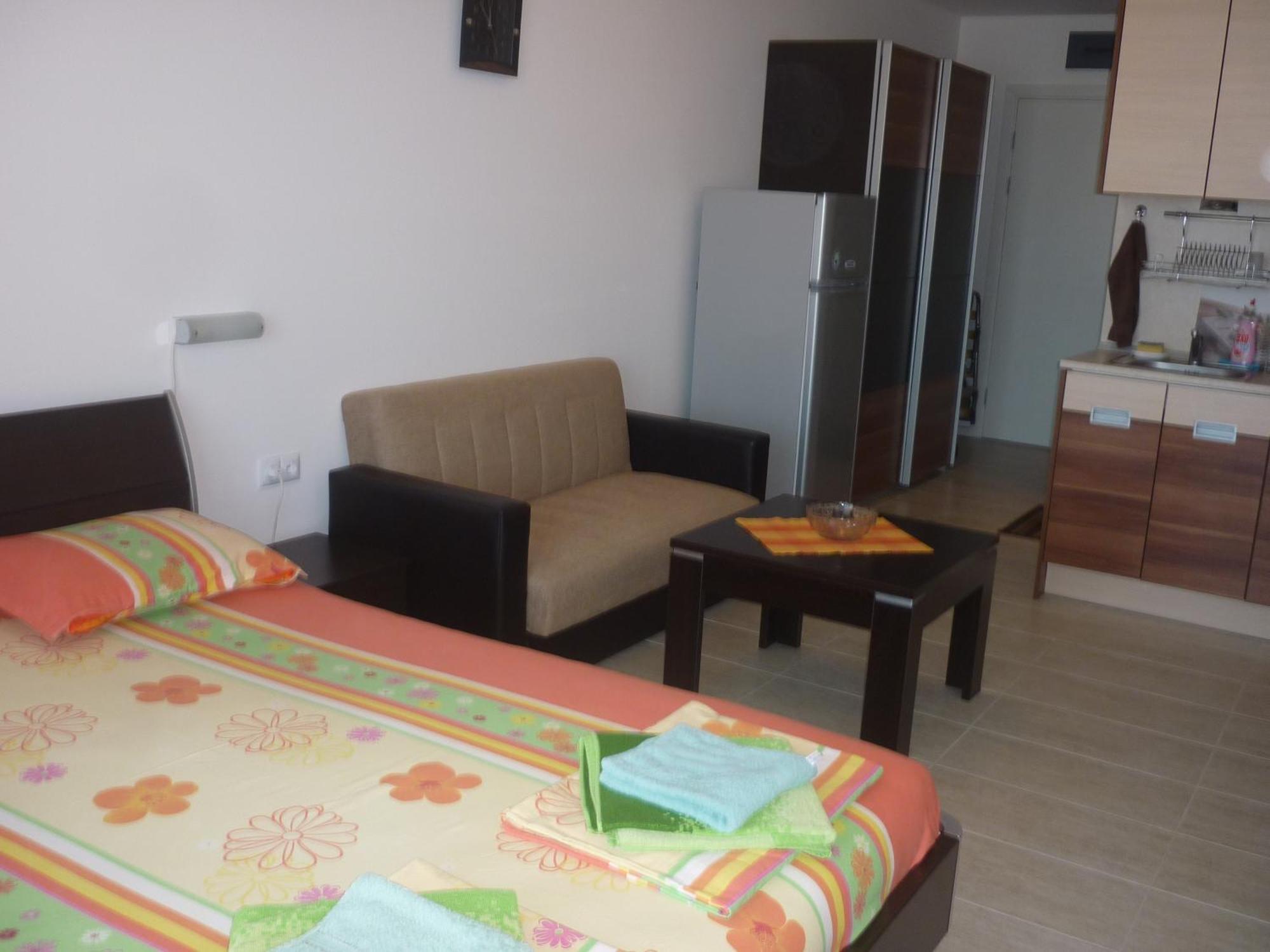Ganozliev'S Apartments In Kavatsi Area Süzebolu Dış mekan fotoğraf