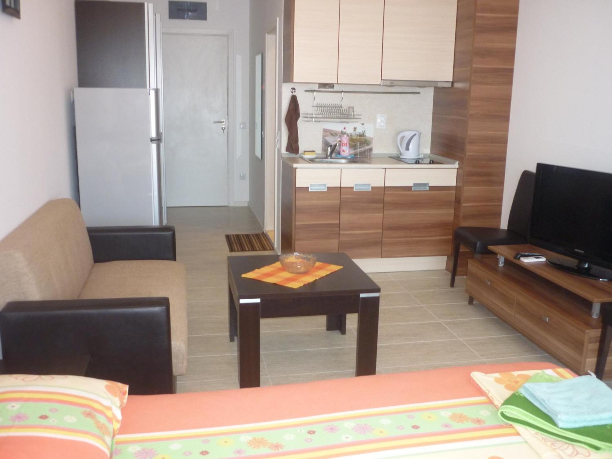Ganozliev'S Apartments In Kavatsi Area Süzebolu Dış mekan fotoğraf