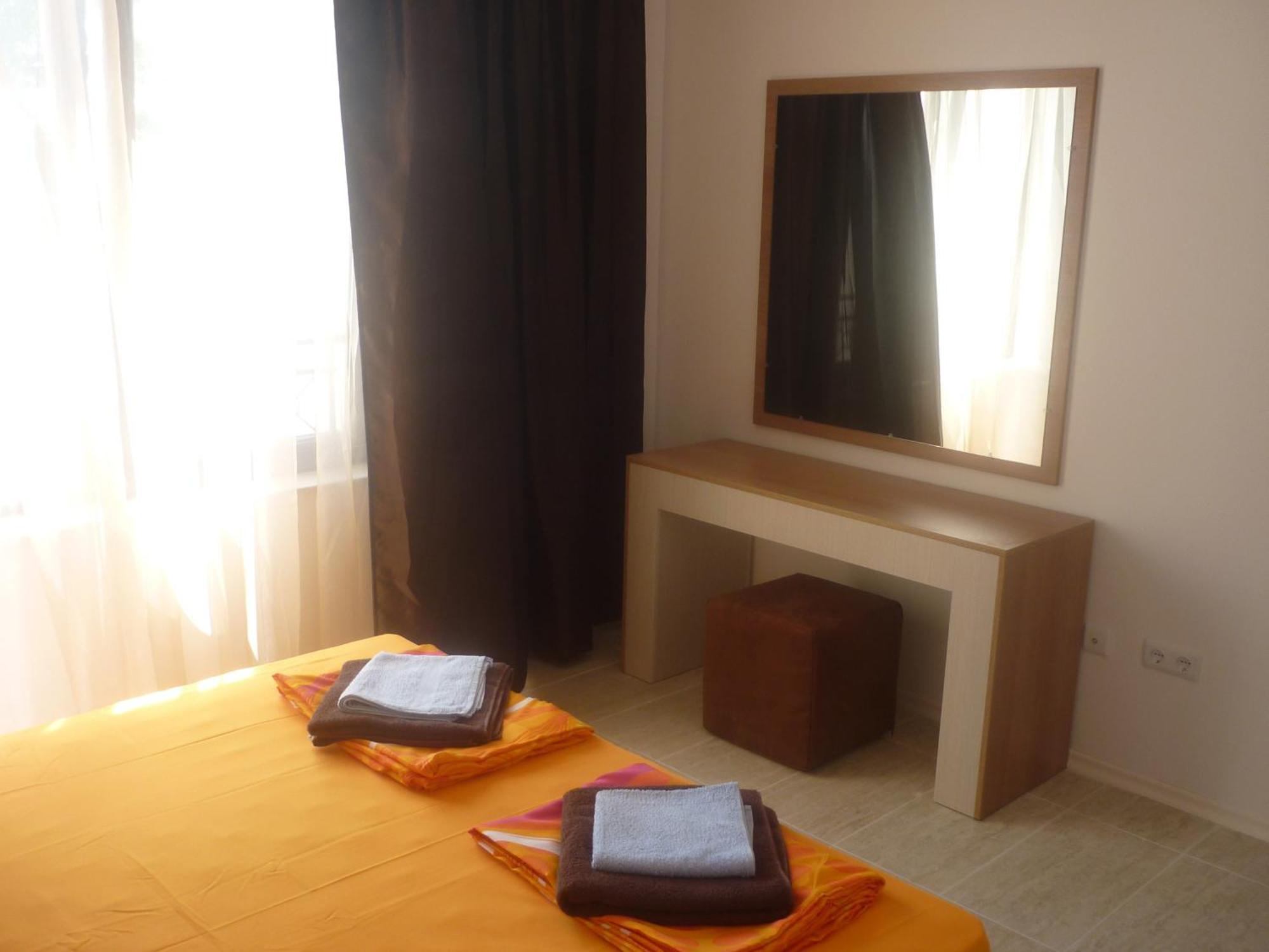Ganozliev'S Apartments In Kavatsi Area Süzebolu Dış mekan fotoğraf