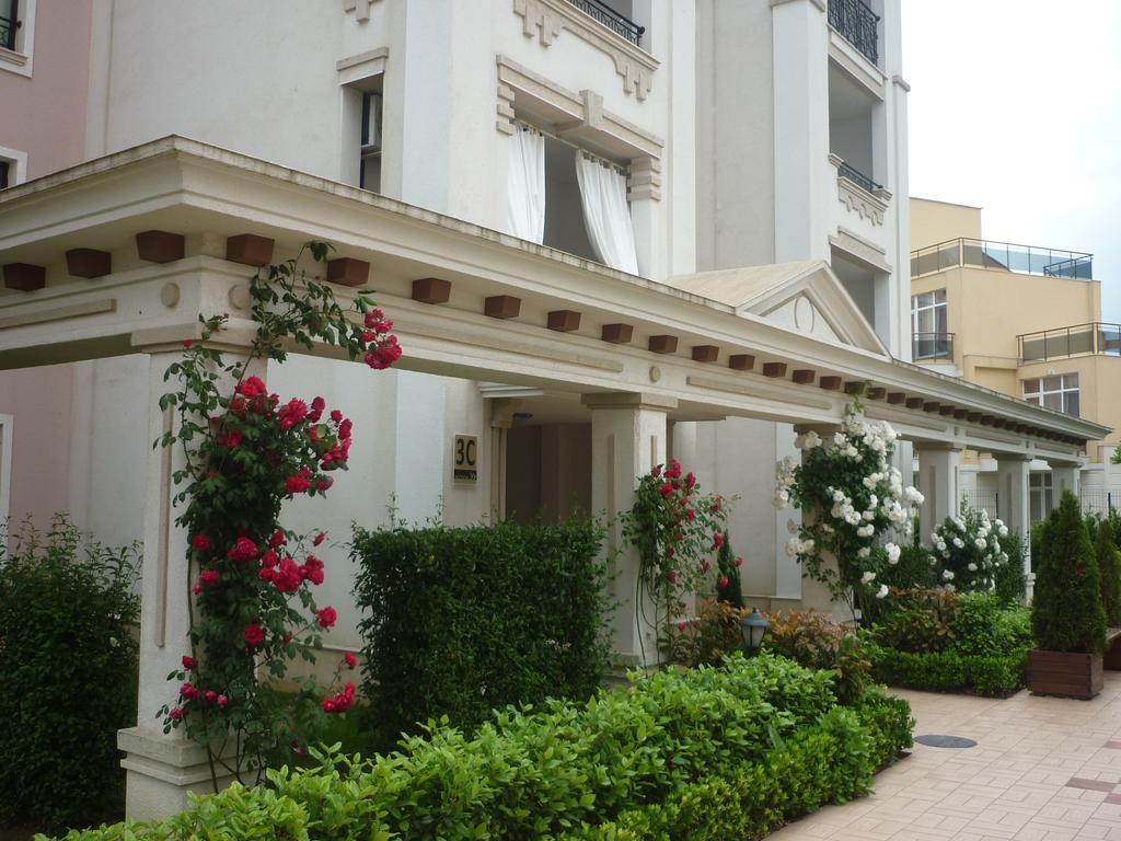 Ganozliev'S Apartments In Kavatsi Area Süzebolu Dış mekan fotoğraf